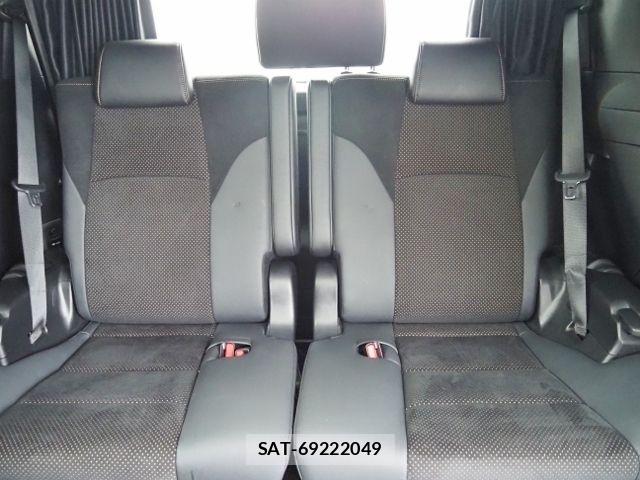 Toyota VELLFIRE 2022-04 8102356-17