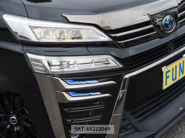 Toyota VELLFIRE 2022-04 8102356-8