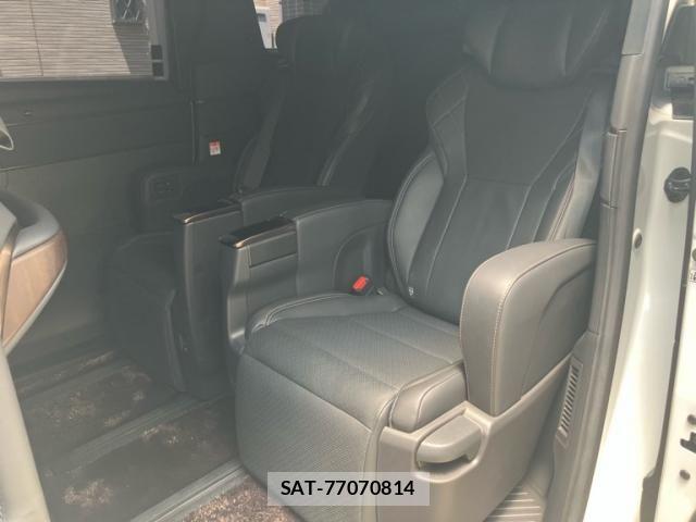 Toyota VELLFIRE 2023-10 8132744-14