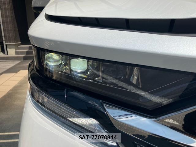Toyota VELLFIRE 2023-10 8132744-2