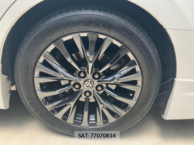 Toyota VELLFIRE 2023-10 8132744-8