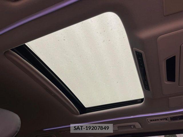 Toyota VELLFIRE 2016-03 8132759-2