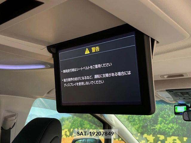 Toyota VELLFIRE 2016-03 8132759-4