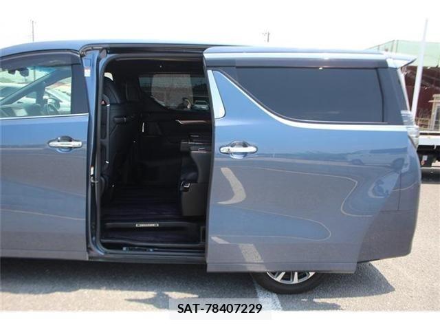 Toyota VELLFIRE 2017-11 8146901-18