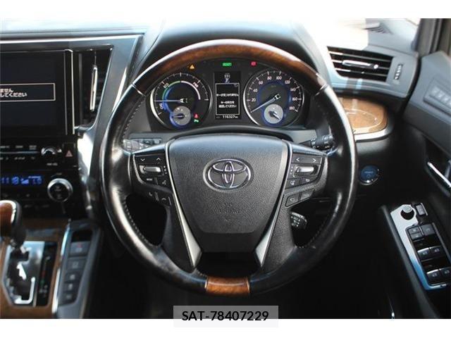 Toyota VELLFIRE 2017-11 8146901-23