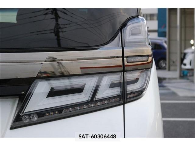 Toyota VELLFIRE 2021-06 8210750-12