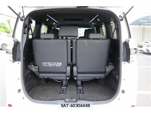 Toyota VELLFIRE 2021-06 8210750-19