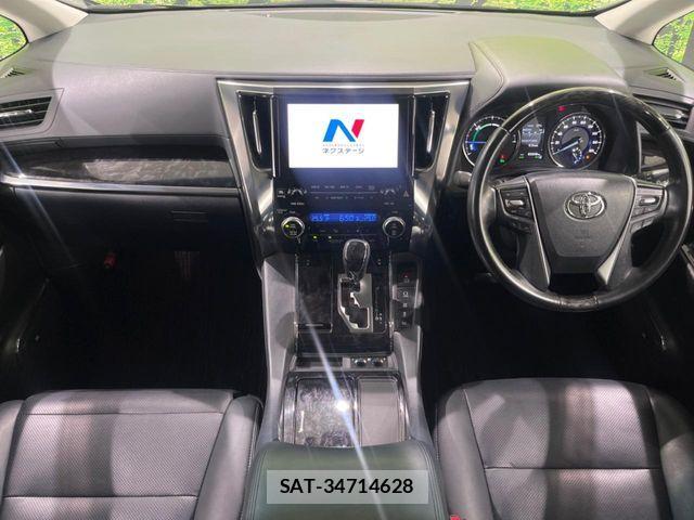 Toyota VELLFIRE 2018-10 8210747-1