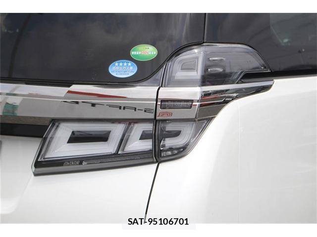 Toyota VELLFIRE 2019-09 8210748-26