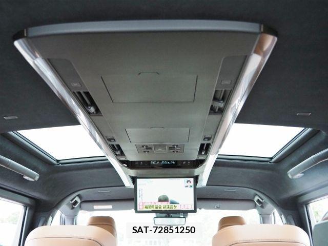 Toyota VELLFIRE 2025-06 8210744-11