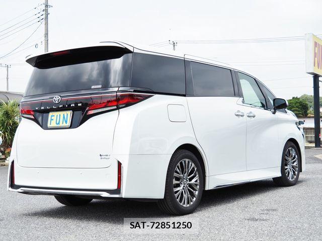 Toyota VELLFIRE 2025-06 8210744-4