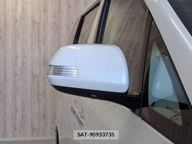 Toyota VELLFIRE 2013-12 8210751-28