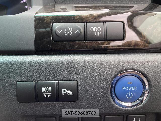 Toyota VELLFIRE 2014-01 8210754-13