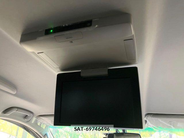 Toyota VELLFIRE 2014-04 8210752-3