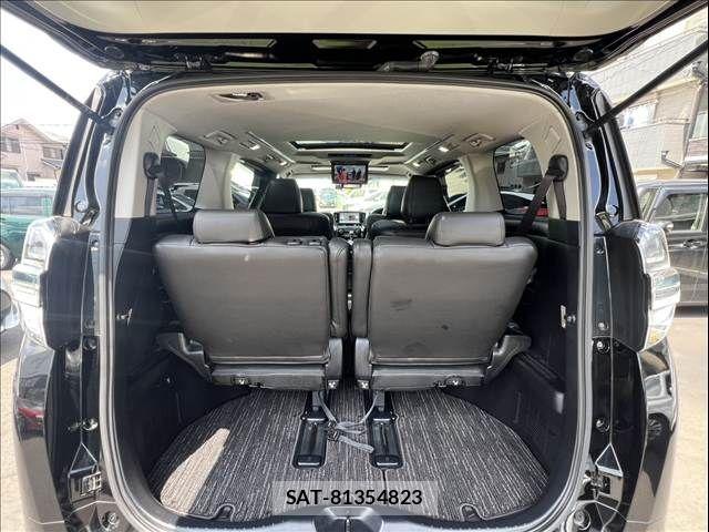 Toyota VELLFIRE 2019-06 8210749-16