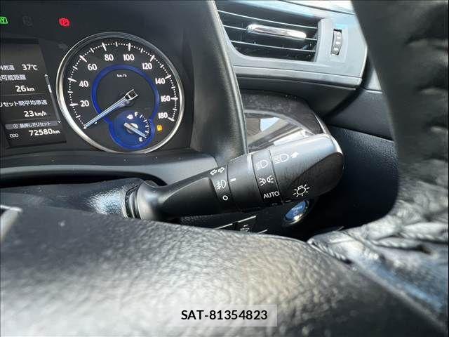 Toyota VELLFIRE 2019-06 8210749-26