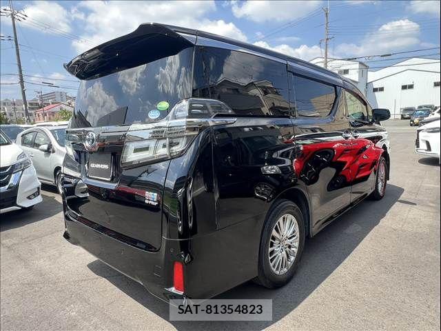 Toyota VELLFIRE 2019-06 8210749-7
