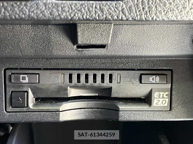 Toyota VELLFIRE 2019-04 8232199-13