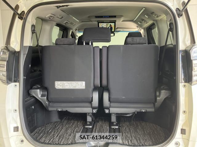Toyota VELLFIRE 2019-04 8232199-21