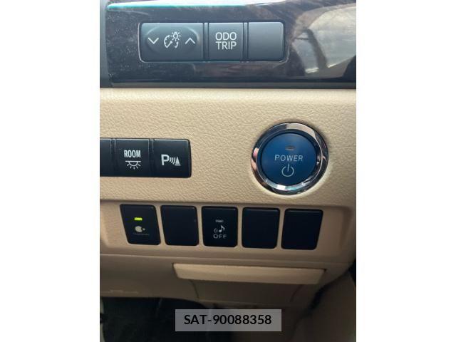 Toyota VELLFIRE 2014-03 8246993-18