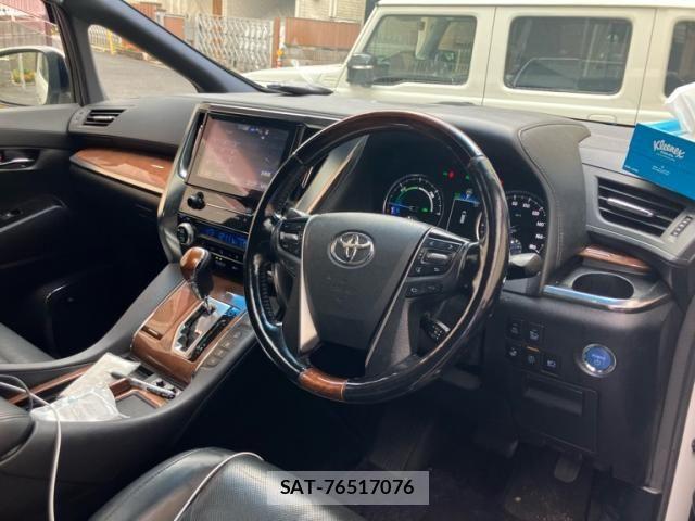 Toyota VELLFIRE 2017-04 8246992-23