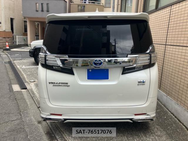 Toyota VELLFIRE 2017-04 8246992-3