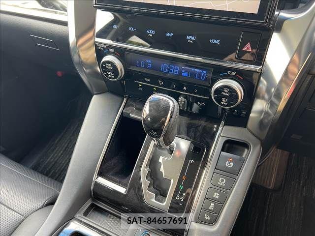 Toyota VELLFIRE 2019-04 8317748-19