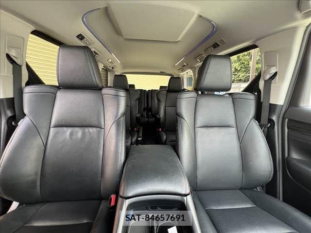 Toyota VELLFIRE 2019-04 8317748-29