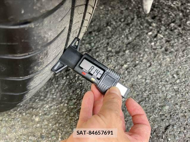 Toyota VELLFIRE 2019-04 8317748-6