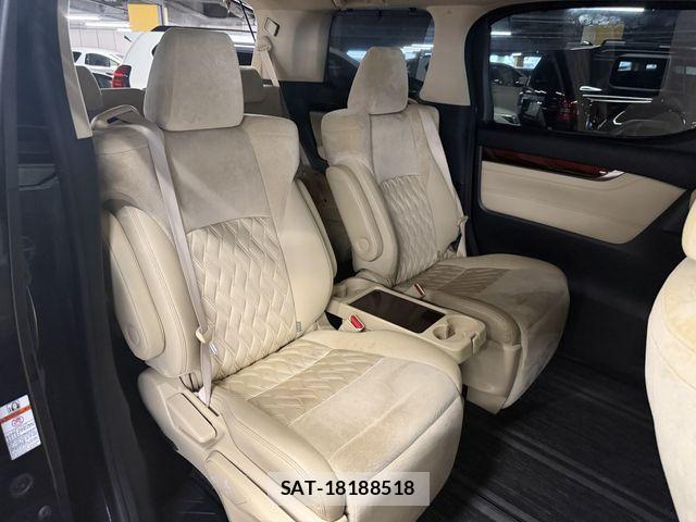Toyota VELLFIRE 2015-08 8317752-9