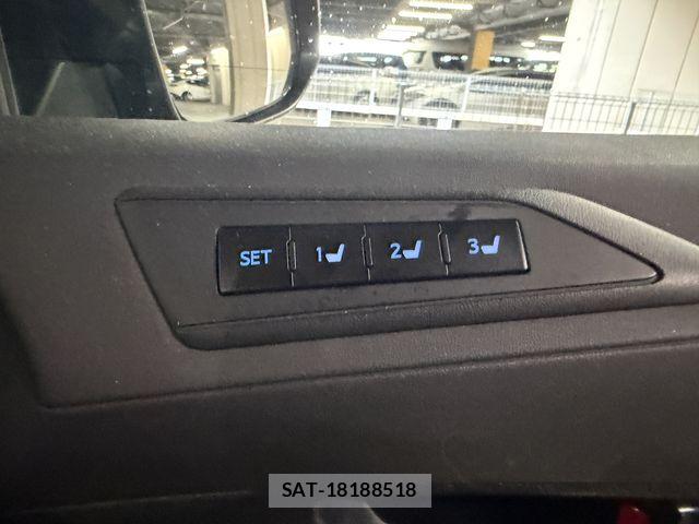 Toyota VELLFIRE 2015-08 8317752-19