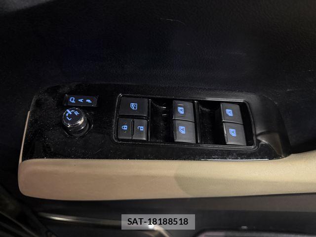 Toyota VELLFIRE 2015-08 8317752-20