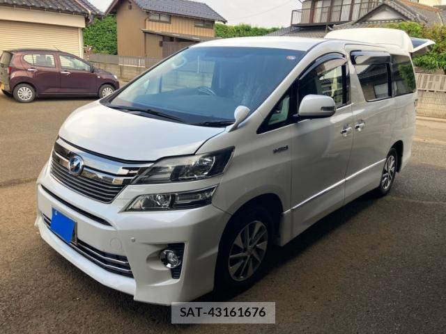 Toyota VELLFIRE 2014-04 8317751-1