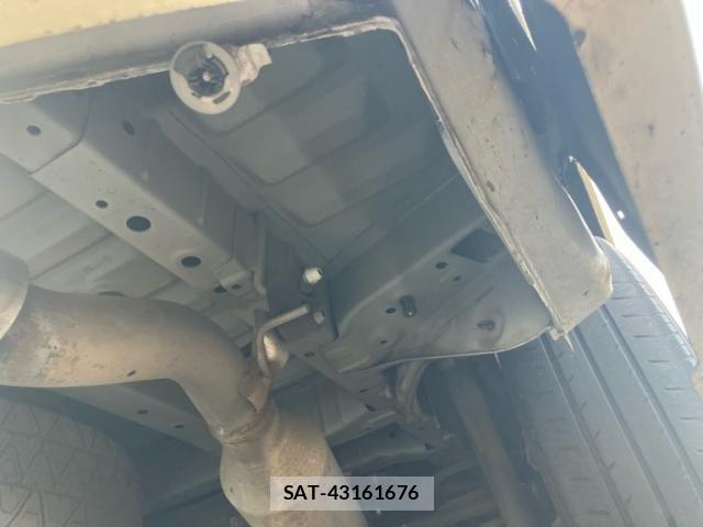 Toyota VELLFIRE 2014-04 8317751-23