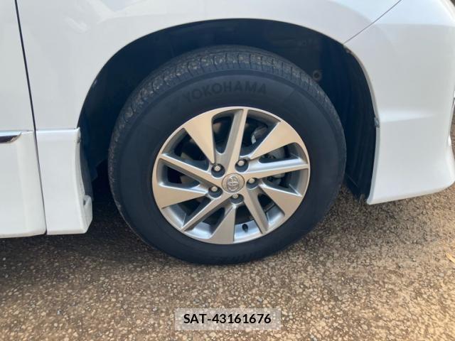 Toyota VELLFIRE 2014-04 8317751-5