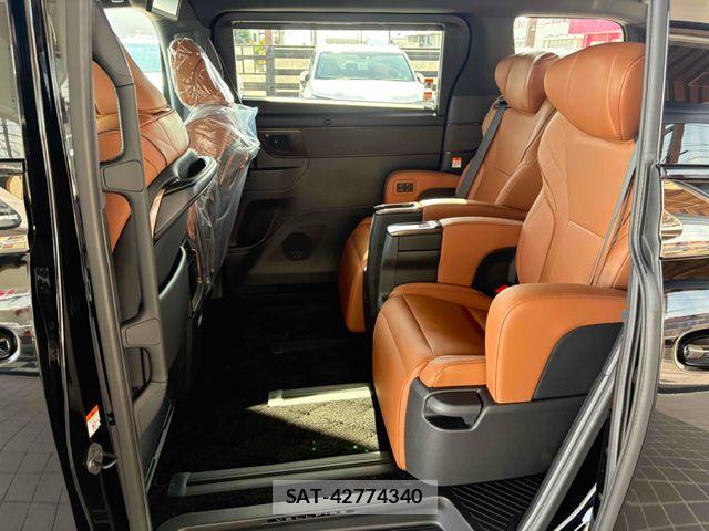 Toyota VELLFIRE 2026-07 8317745-28