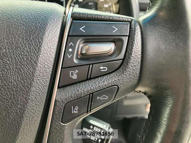 Toyota VELLFIRE 2018-05 8338271-11