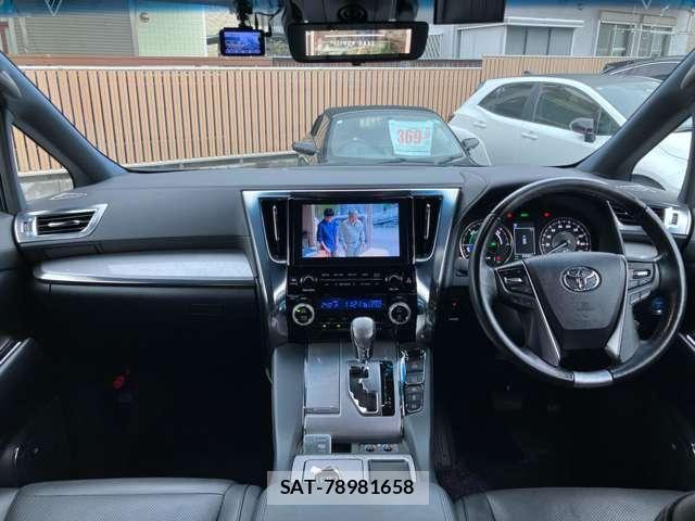 Toyota VELLFIRE 2018-05 8338271-1