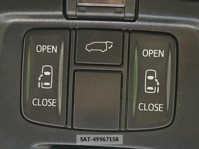 Toyota VELLFIRE 2018-02 8338274-5