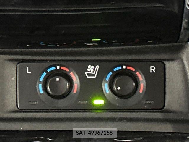 Toyota VELLFIRE 2018-02 8338274-6