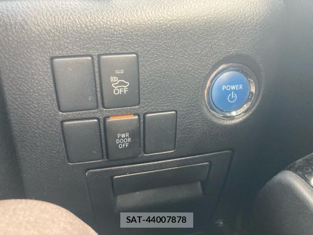 Toyota VELLFIRE 2015-02 8338276-9