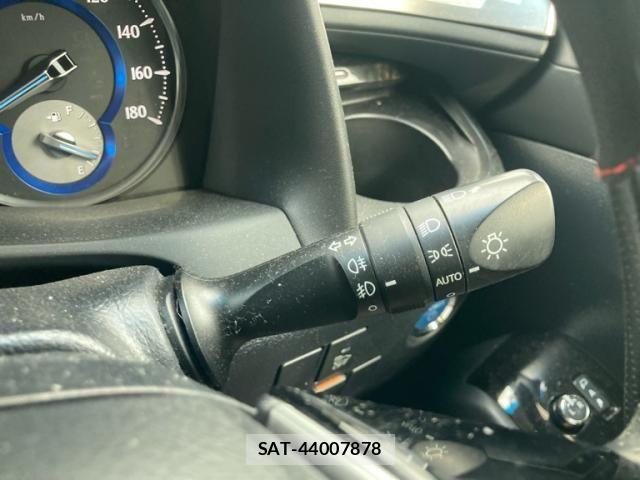 Toyota VELLFIRE 2015-02 8338276-10