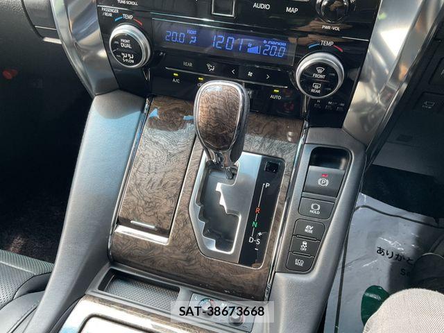 Toyota VELLFIRE 2020-06 8338273-13