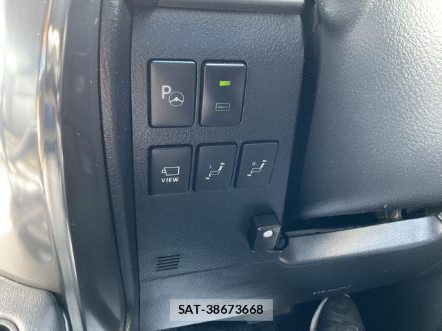 Toyota VELLFIRE 2020-06 8338273-23