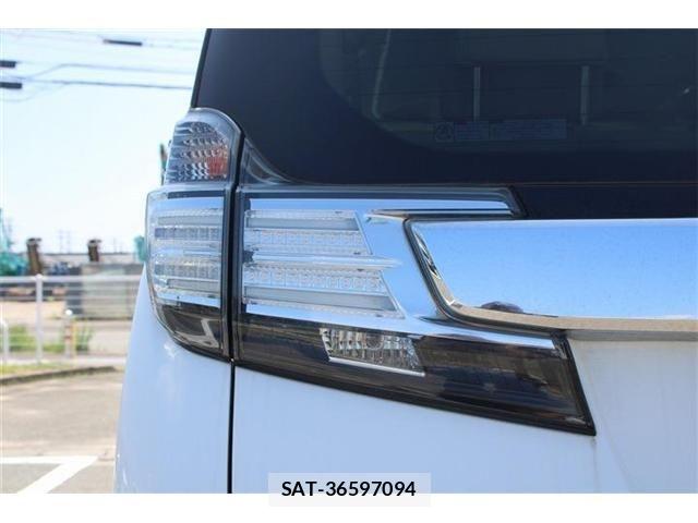 Toyota VELLFIRE 2015-03 8338275-24