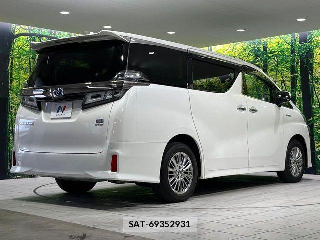 Toyota VELLFIRE 2020-04 8355809-17