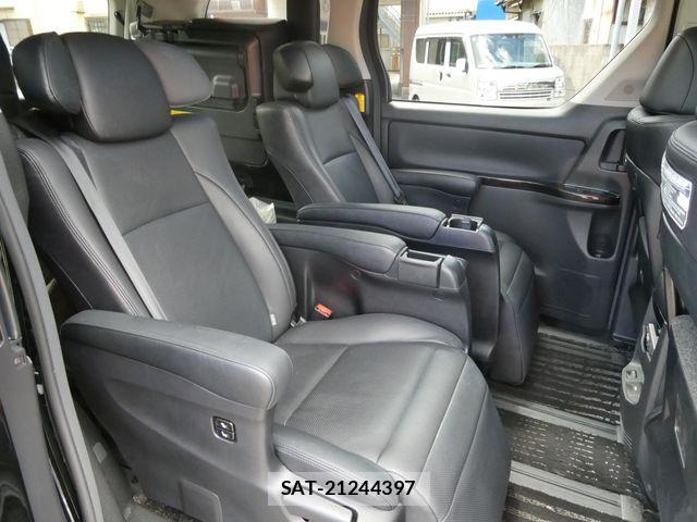 Toyota VELLFIRE 2014-03 8355811-12