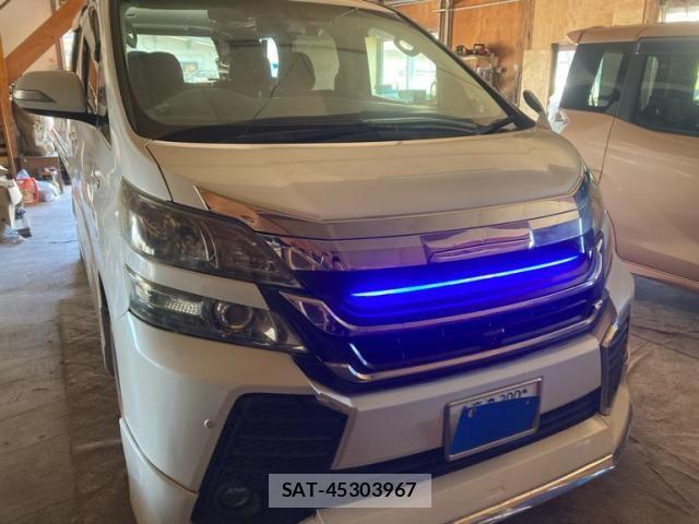 Toyota VELLFIRE 2012-02 8355812-1