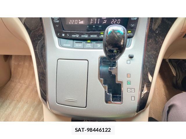 Toyota VELLFIRE 2013-02 8369494-12