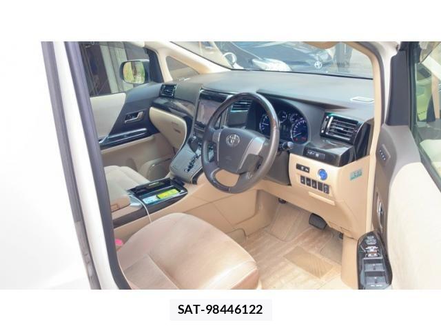 Toyota VELLFIRE 2013-02 8369494-4
